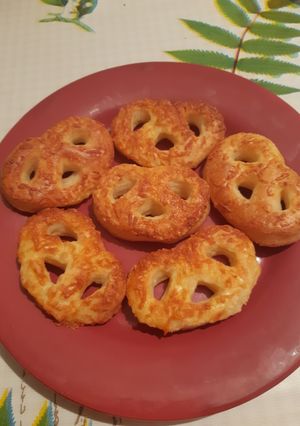 Sajtos perec recept fotója
