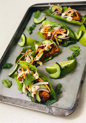 A picture of Tandoori Chicken Shawarma In Lettuce Cups.