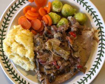 Ultimate Serving Recipe Pork Chops with cider apple mushrooms  crme frache Delicious and Healthy