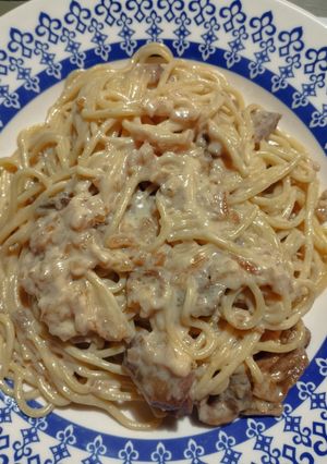 Una foto de Pasta con hongos porcini cremosa (sin crema)