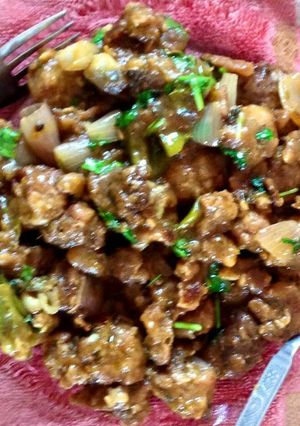 A picture of Soya chunks Manchurian.