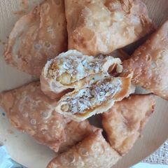 A picture of Punjabi Chicken potato samosa.