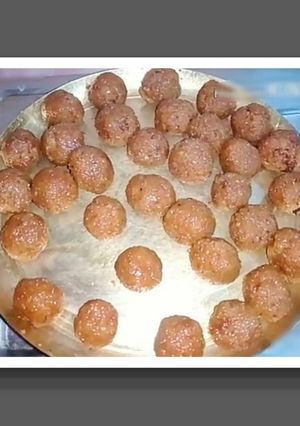 নারকেল নাড়ু(narkel naru recipe in Bengali) রেসিপির প্রধান ছবি
