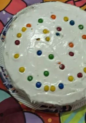 A picture of Simple cream cake.