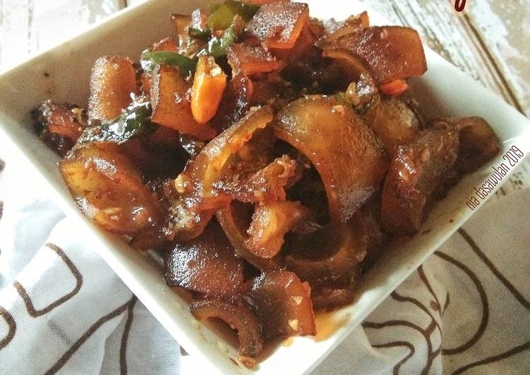 Tumis Kikil Cabe Ijo