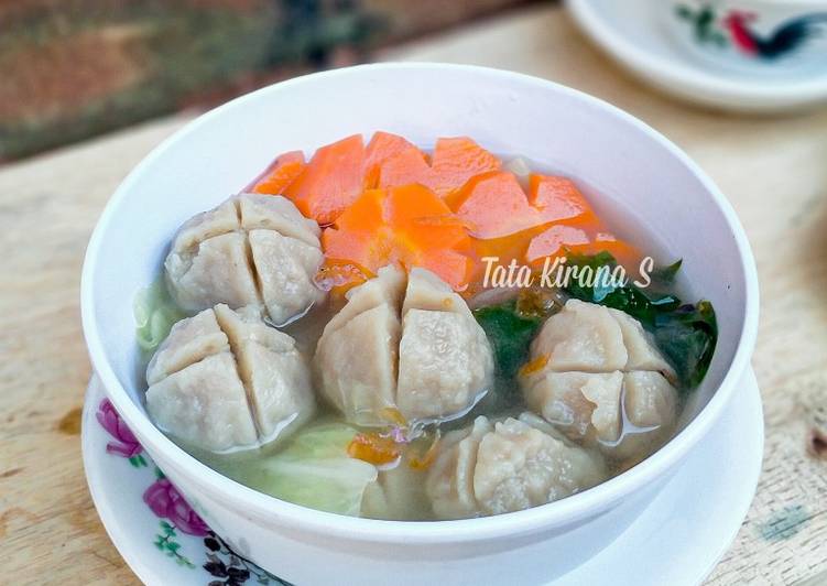 Sop Bakso Wortel