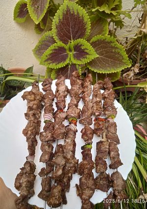 Une photo de Brochettes de viande de mouton 🐑🐑🐑