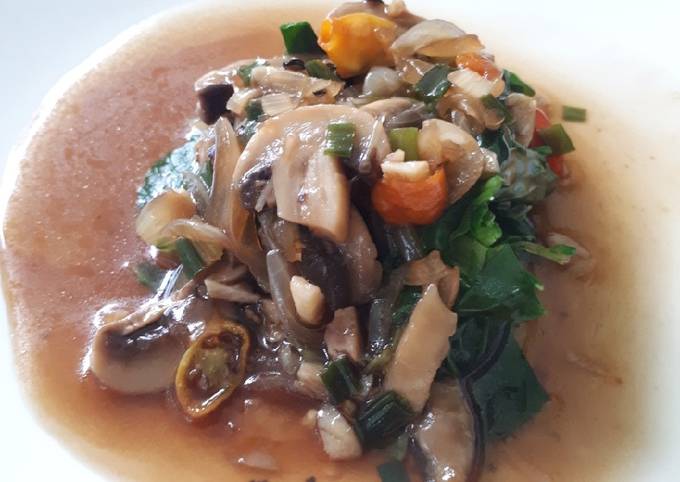 Resep Sawi Siram Saus Jamur Lada Hitam Mudah dan Simpel yang Lezat Sekali