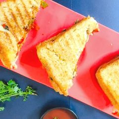 A picture of Paneer Sandwich.