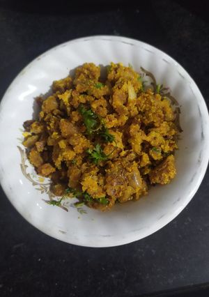A picture of Besan Bhaji.