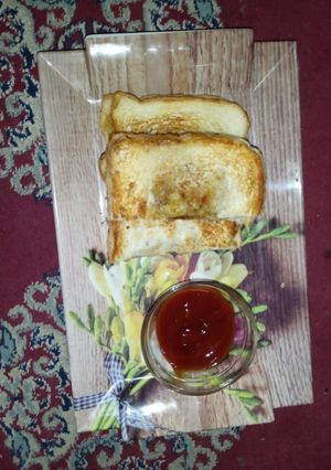 आलू के सैंडविच (Aloo ke sandwich recipe in hindi) रेसिपी मुख्य फोटो