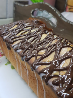 Una foto de Budín de Limón 🍋🍫