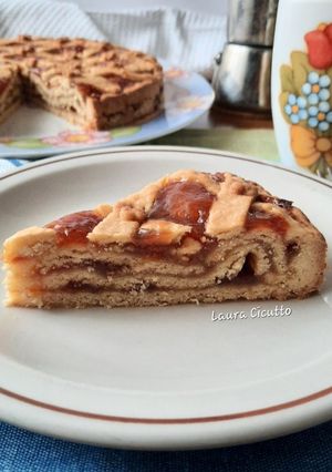 Foto di Crostata a strati con confettura di pesche