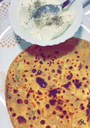 A picture of Aloo Paratha.