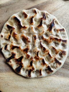 राजस्थानी ख़ोबा रोटी (Rajasthani khoba roti recipe in hindi) रेसिपी मुख्य फोटो