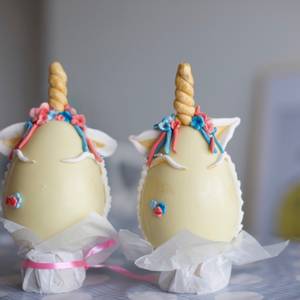 Huevos de Pascua unicornio