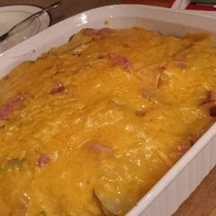 A picture of Extra Cheesy Ham and Potato Casserole.