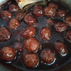 A picture of Vegetable Manchurian.