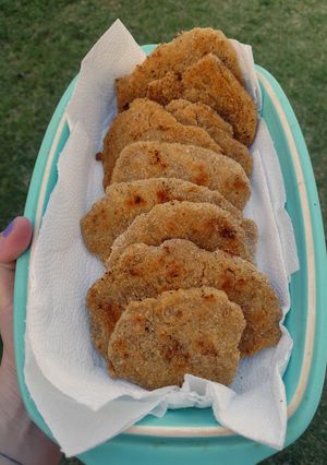 Una foto de Milanesa garbanzos