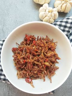Foto resep 29. Ikan teri balado renyah garing super