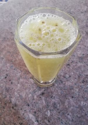 عکسی از دستور آب انگور طبیعی بدون نیاز به دستگاه آبمیوه گیری 😃