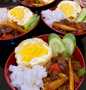 Langkah Mudah untuk Membuat Resep Rice Bowl Sapi Lada Hitam minus Bombay yang Enak