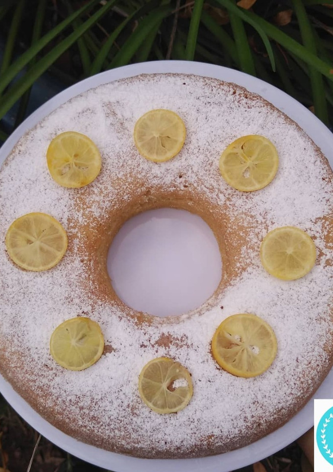 Una foto de Budín de limón. Súper húmedo y esponjoso