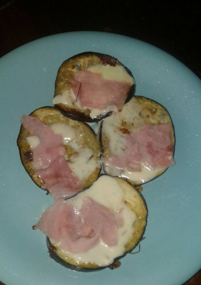 Una foto de Pizzetas de berenjena
