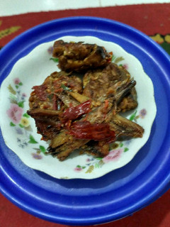 Foto resep Balado ikan asin rebus geprek tempe goreng