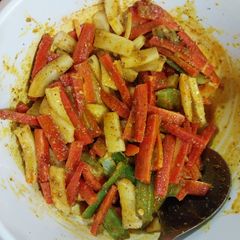 A picture of Instant Gajar mooli pickle.