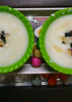 A picture of Dahi Chura.