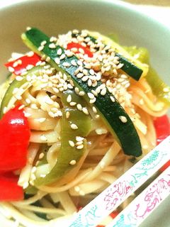 Una foto de Tallarines Thai al wok