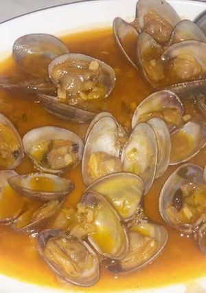 Foto principal de Almejas en salsa americana