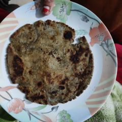 A picture of Bajra roti.