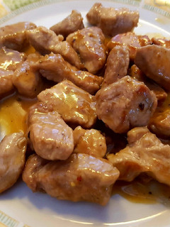 Una foto de Solomillo de cerdo con salsa de mostaza y miel