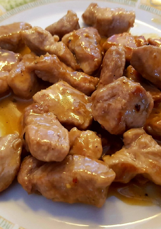 Una foto de Solomillo de cerdo con salsa de mostaza y miel
