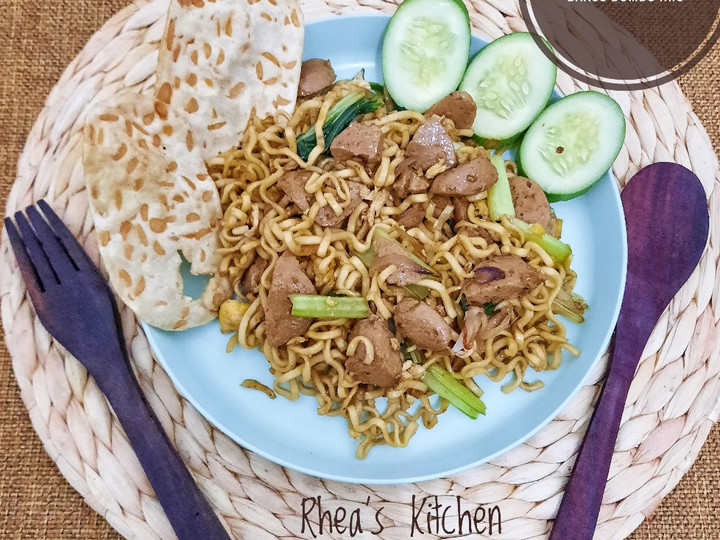 Resep Mie Goreng Bakso Bumbu Iris yang Bikin Ngiler