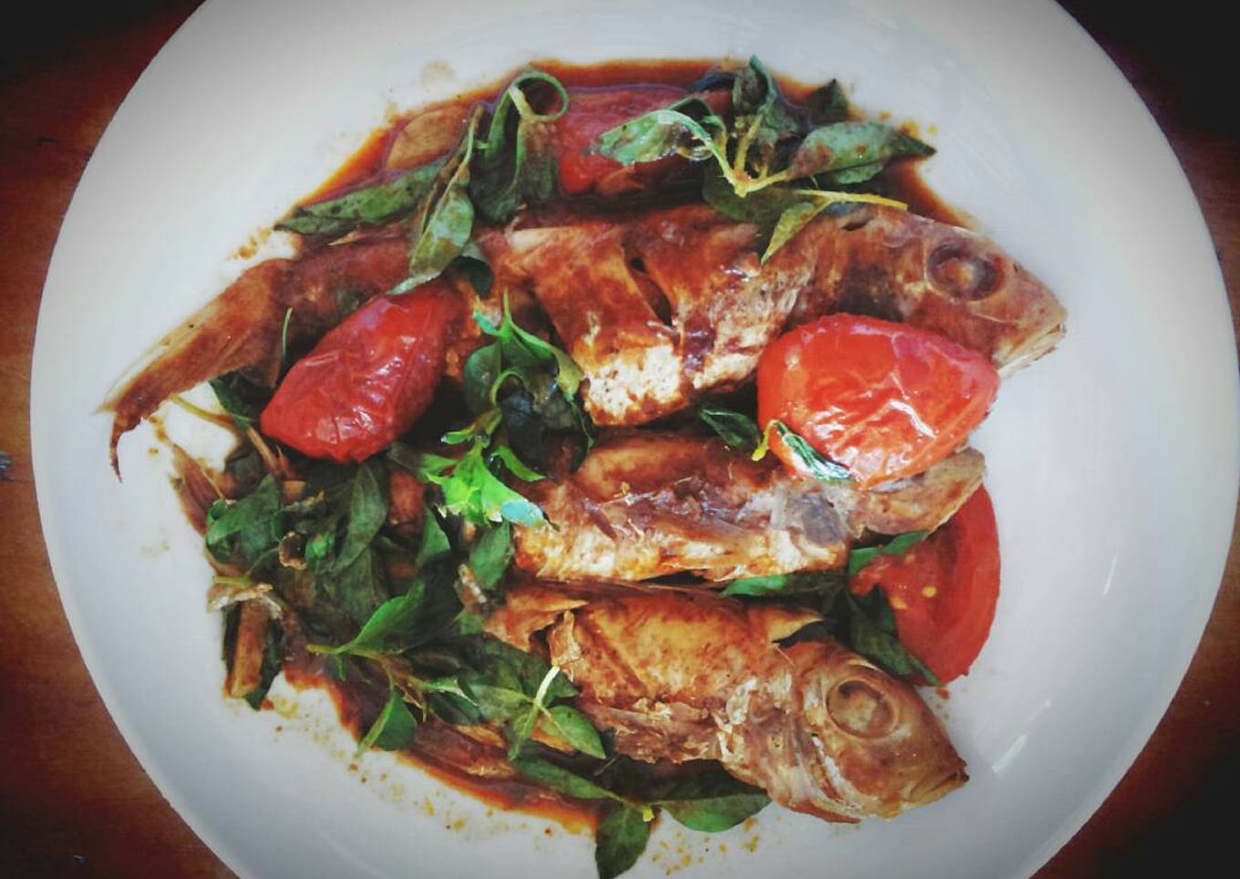 Rendang ikan kemangi