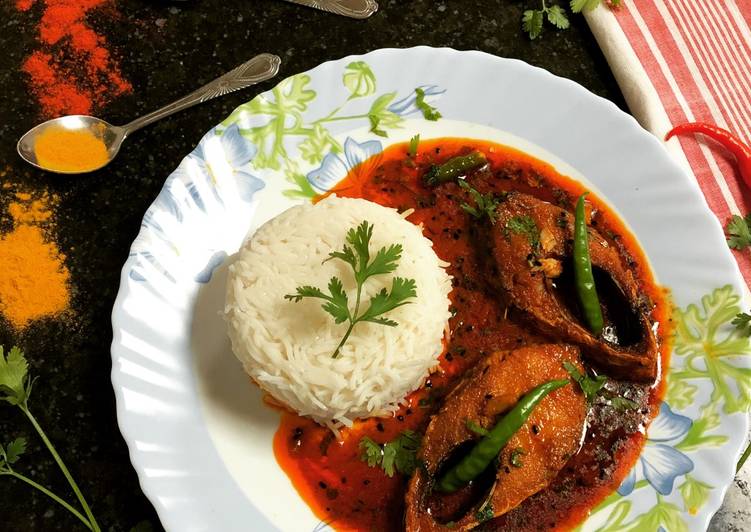 Steps to Prepare Speedy Ilish Macher Tel Jhaal