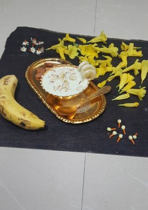 બનાના બાસુંદી(Banana basundi recipe in Gujarati) રેસીપી મુખ્ય ફોટો