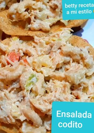 Una foto de Ensalada de coditos con mayonesa y verduras