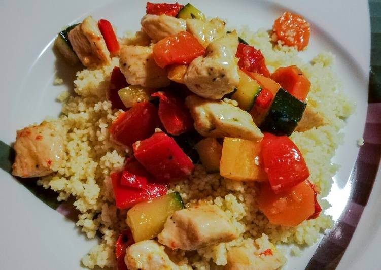 Cous cous con bocconcini di tacchino e verdure