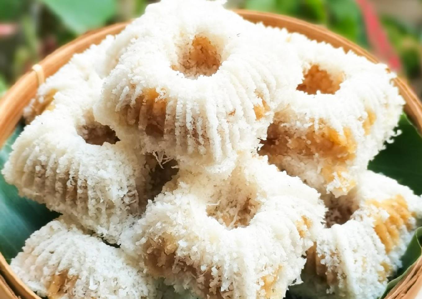 Kue Dongkal / Awug / Puro