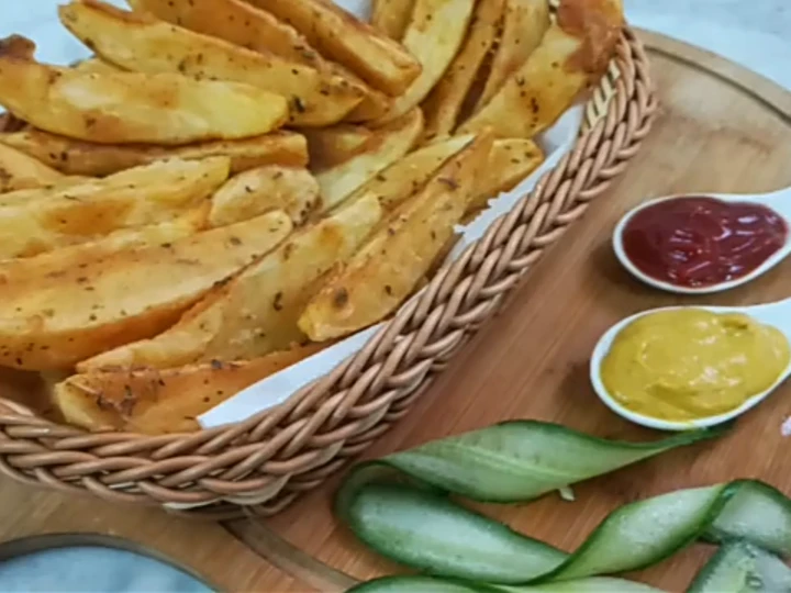Easy Way Make Spicy Potato Wedges which Delicious