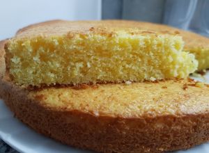 Una foto de Torta de naranja 🍊en licuadora sin gluten