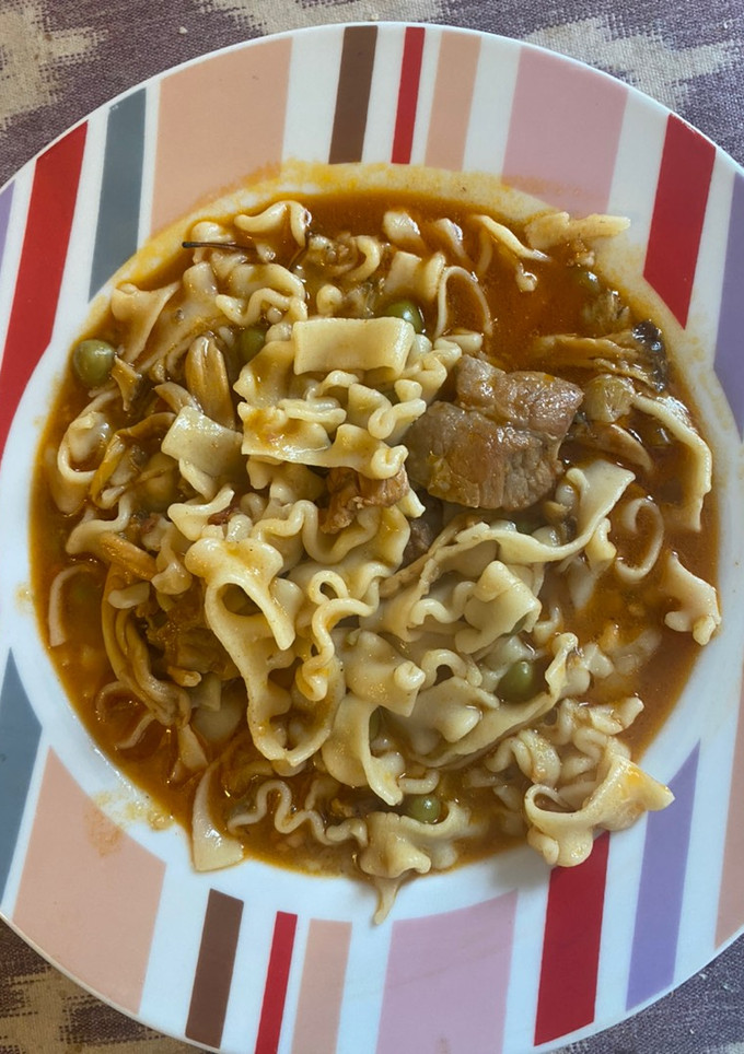 Una foto de Sopa de Burballes arrissades a la mallorquina