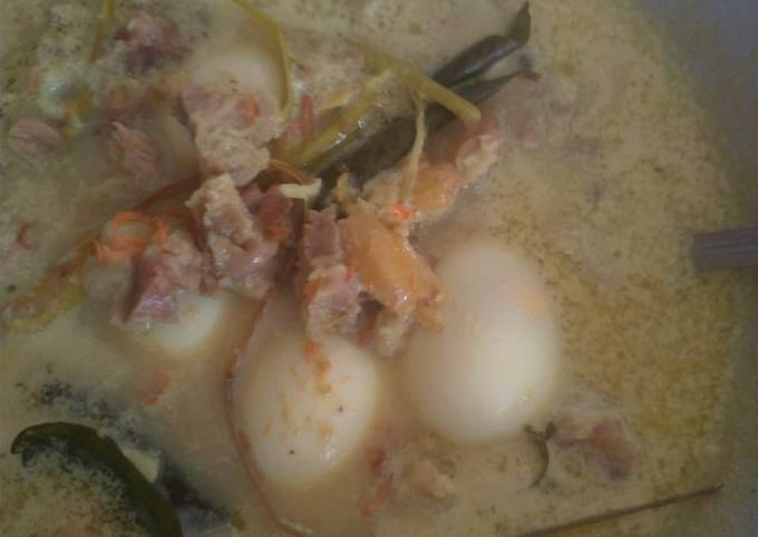 Gulai tetelan sapi + telur