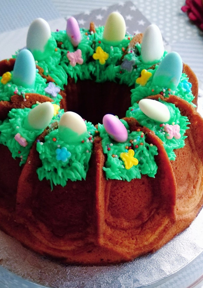 Una foto de Bundt Cake de queso crema!