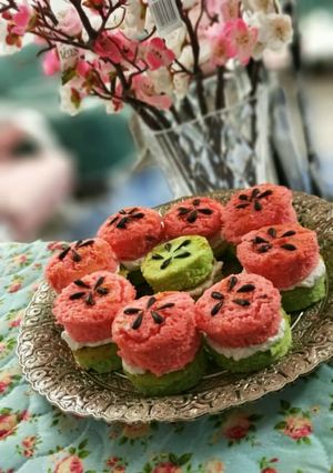 عکسی از دستور مینی کیک هندوانه ای