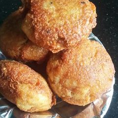 A picture of Bread kachori.